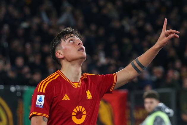 Despite the usual buzz and offers, Paulo Dybala is once again more likely to stay at Roma than to leave. He recently received a proposal from Al Nassr.