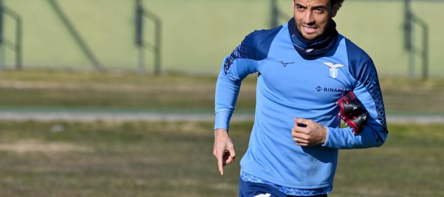 Despite their interest and the frequent links, Juventus aren’t close to snapping up Felipe Anderson on a Bosman deal. They had a meeting lately.