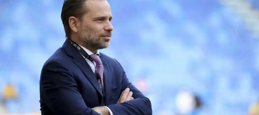 Milan Mayor Giuseppe Sala is trying to keep the two clubs in San Siro thanks to a new project to renovate San Siro that wouldn’t obstruct the matches.