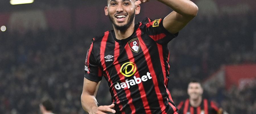 Juventus will hunt for a left-footed midfielder to substitute for Alex Sandro. His contract is up at the end of the season and won’t be renewed.