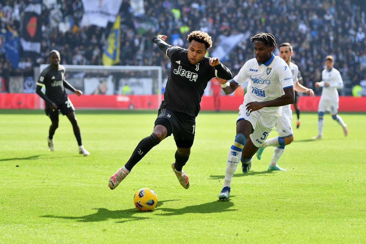 Juventus returned to winning ways against Frosinone but paid a steep price in terms of injuries, as Rabiot and McKennie were forced to leave the game early.