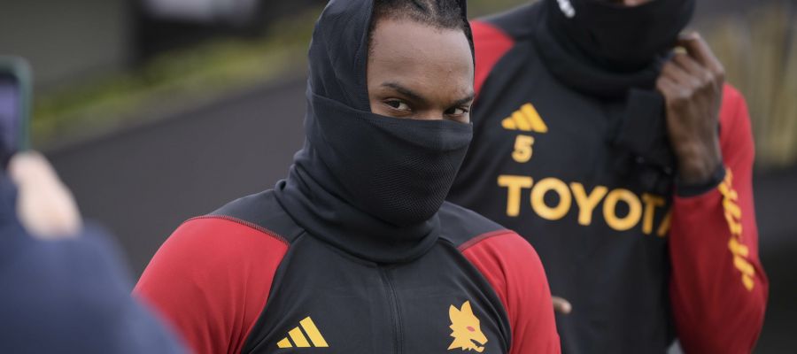 Renato Sanches will return to the squad list for Roma-Cagliari after a month on the shelf, but it’s not certain he’ll finish the season in Italy.