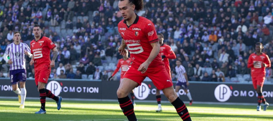 Arthur Theate was linked to return to Italy in January as Roma and Napoli chased after him, but they couldn’t convince Rennes.