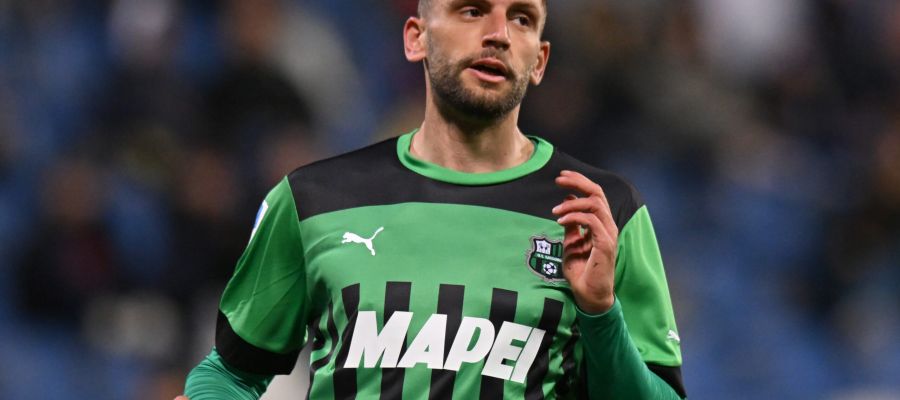 The long-awaited return of Domenico Berardi from a meniscus tear lasted just an hour due to a right Achilles tendon tear.