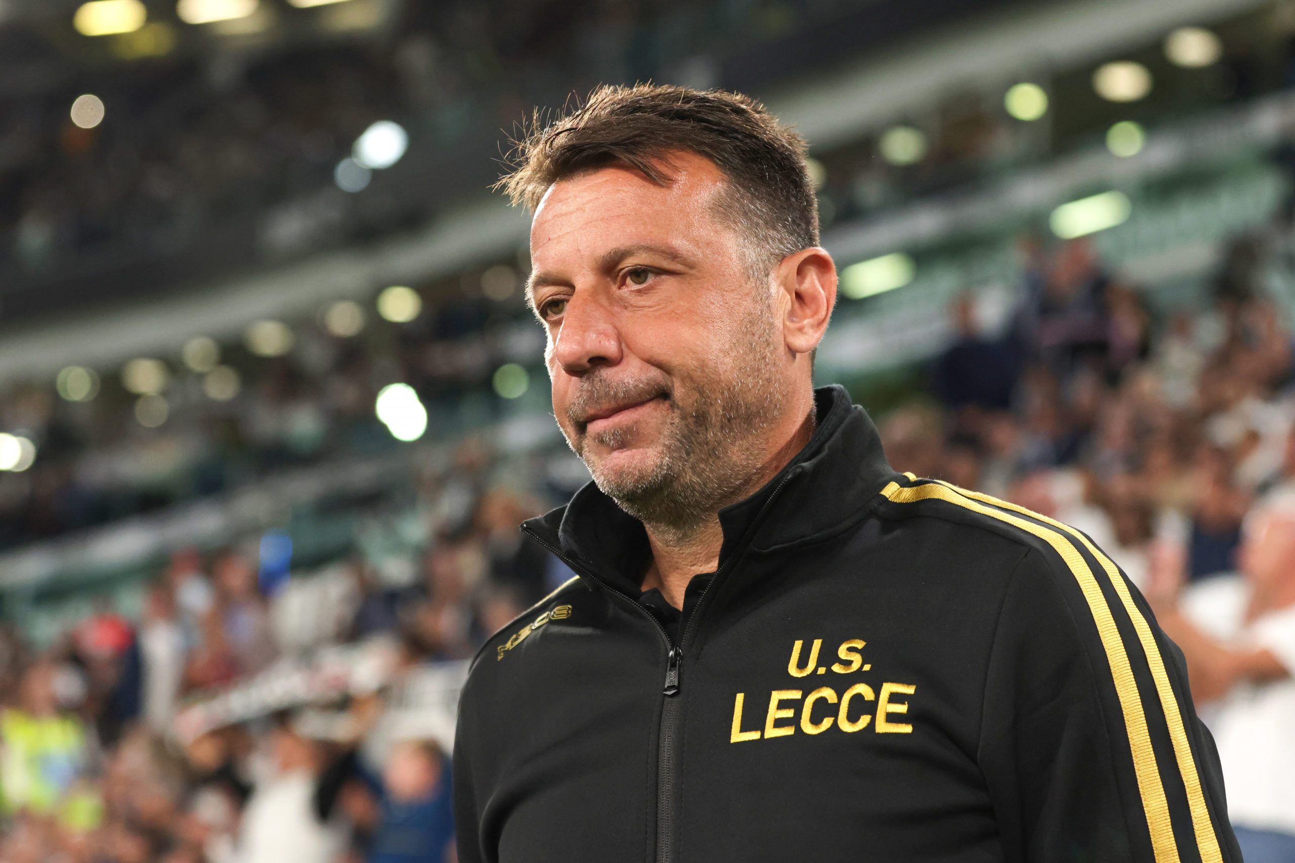 Lecce have decided to relieve Roberto D’Aversa of his duties following a series of poor results and a regrettable incident at the end of Lecce-Verona.