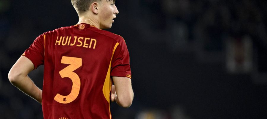 Dean Huijsen is having a solid turn at Roma, but his future will be at Juventus. The Giallorossi would need to arrange a new deal to keep him