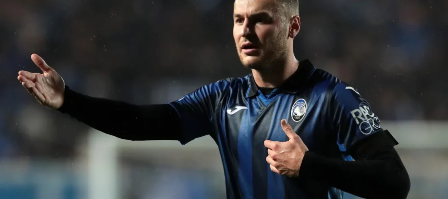No week goes by without Juventus being linked to Teun Koopmeiners in some way, shape, or form, but he might not be the savior of their midfield after all.