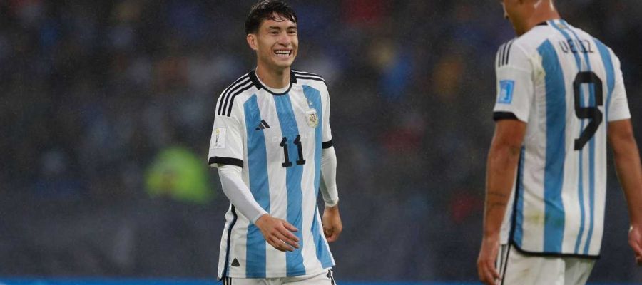 Matias Soulé is set for a busy summer since he’ll play with Argentina, in the Copa or the Olympics, and his Juventus future hangs in the balance.