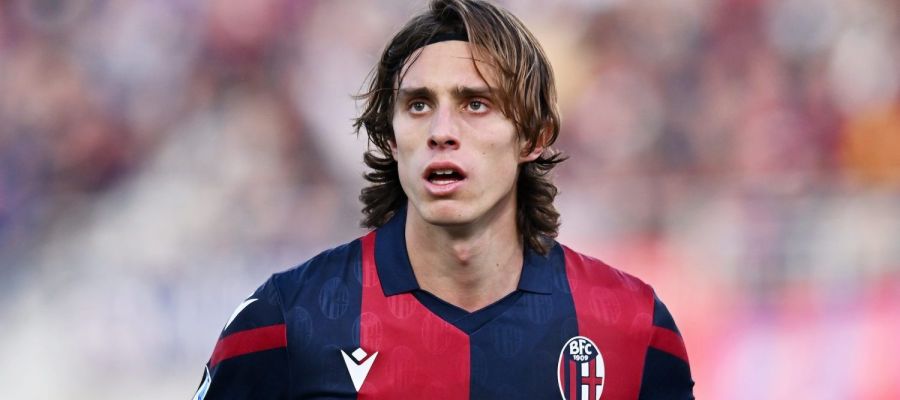 Bologna exec Giovanni Sartori anticipated Riccardo Calafiori moving abroad, and not to Juventus, if he were to leave, and Arsenal are leading the race over Chelsea.