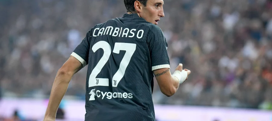 Andrea Cambiaso intends to set roots at Juventus after a solid first season in Turin. The fullback spoke to the press during a commercial event.