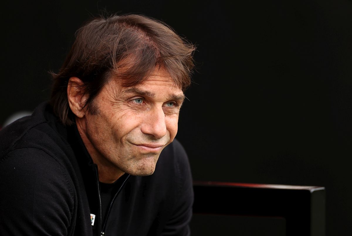 Conte Hopes for a Call from Milan amid Napoli Courtship