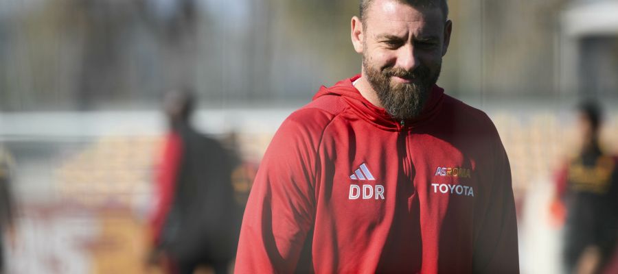 Roma got off to an explosive start offensively after Daniele De Rossi took over. However, the coach realized that such a strategy was unstainable