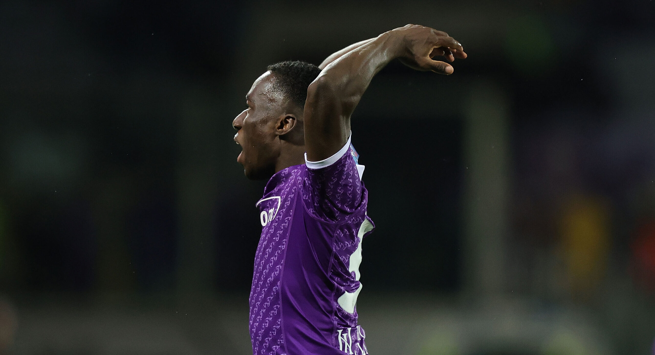 Inter are in the dark concerning the future of Denzel Dumfries and have identified a possible heir in Fiorentina's Michael Kayode.
