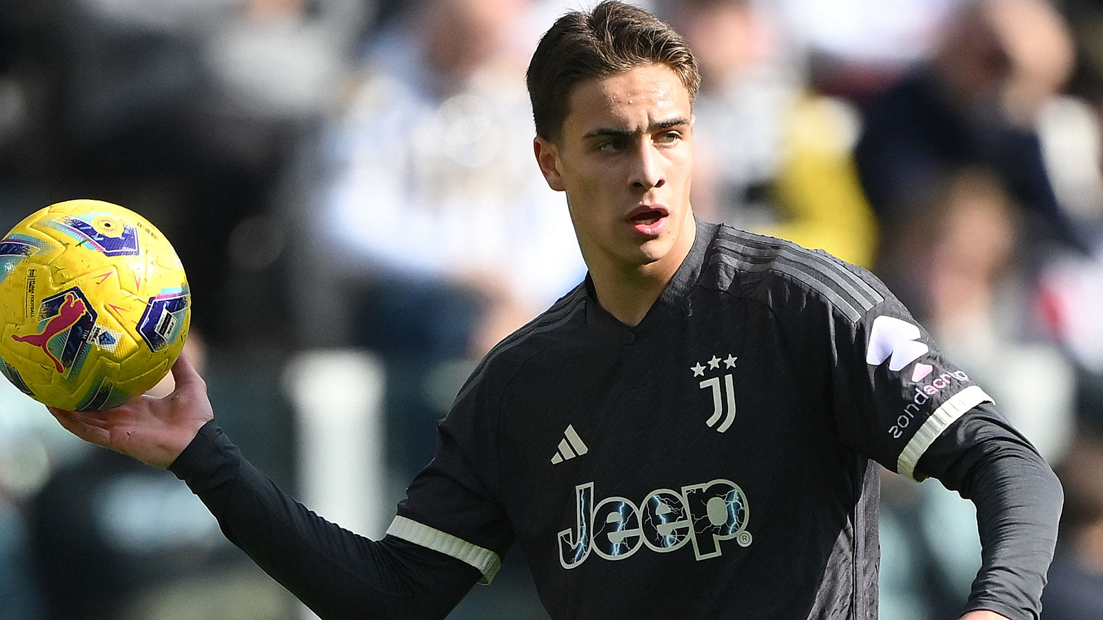 Kenan Yildiz will soon extend his contract with Juventus for the second time in a calendar year. He will then part ways with the agency Leaderbrocks,
