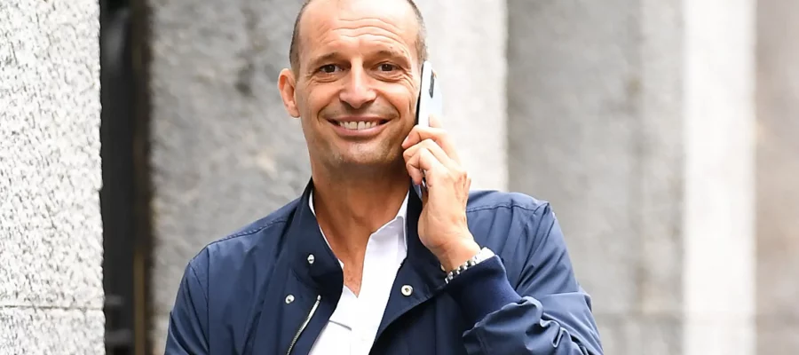 The Juventus Ultras have decided to back Massimiliano Allegri, stating that they wouldn’t want Antonio Conte or Thiago Motta, in a statement.