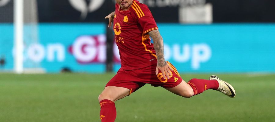 Roma have decided to keep Angelino, while Leonardo Spinazzola will most likely depart at the end of June as his contract expires.