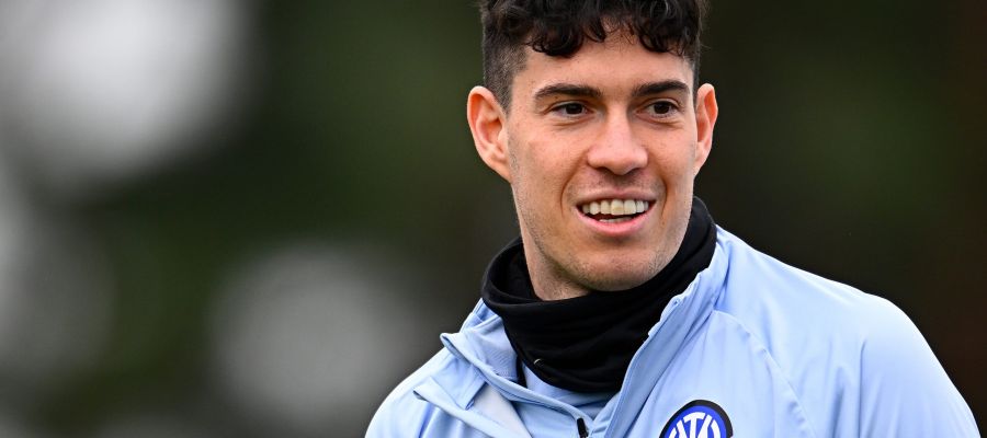 Despite some reports, Inter and Barcelona aren’t negotiating for Alessandro Bastoni at this stage, although his departure is a possibility.