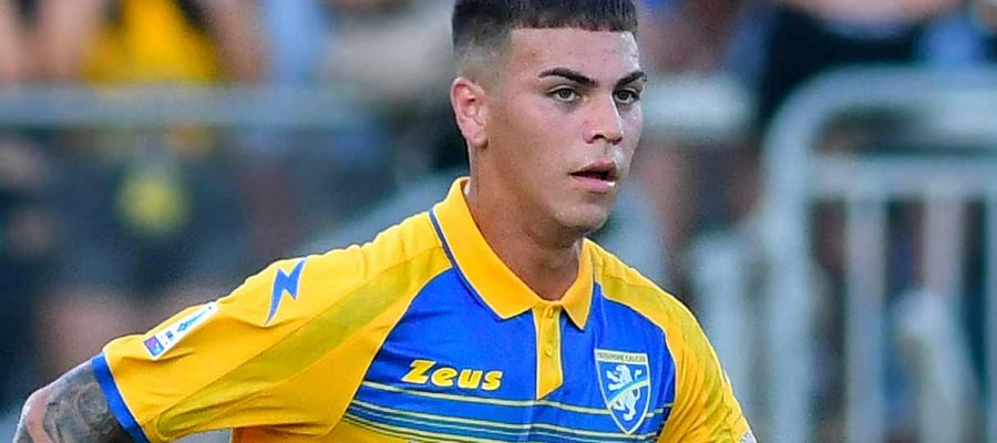Napoli have very little depth in the midfield and are contemplating going after Enzo Barrenechea, who will be back at Juventus.