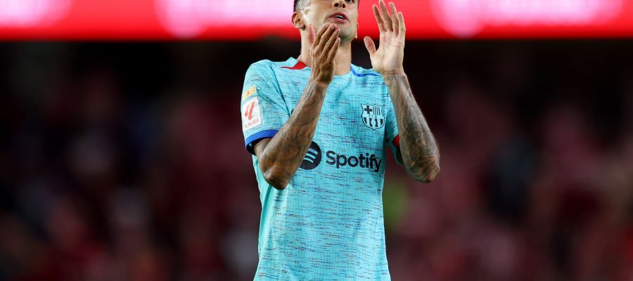 Jorge Mendes is seeking a new home for Joao Cancelo and offered him to Juventus and Inter, finding more fertile ground in Turin.