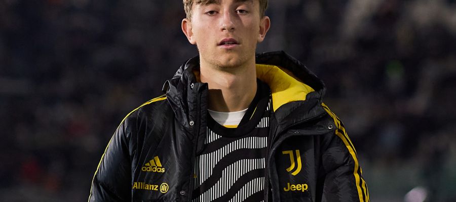 Juventus plot to collect money through the sale of Dean Huijsen, but the prodigy is taking his time to decide his next destination. He has received several offers from abroad.