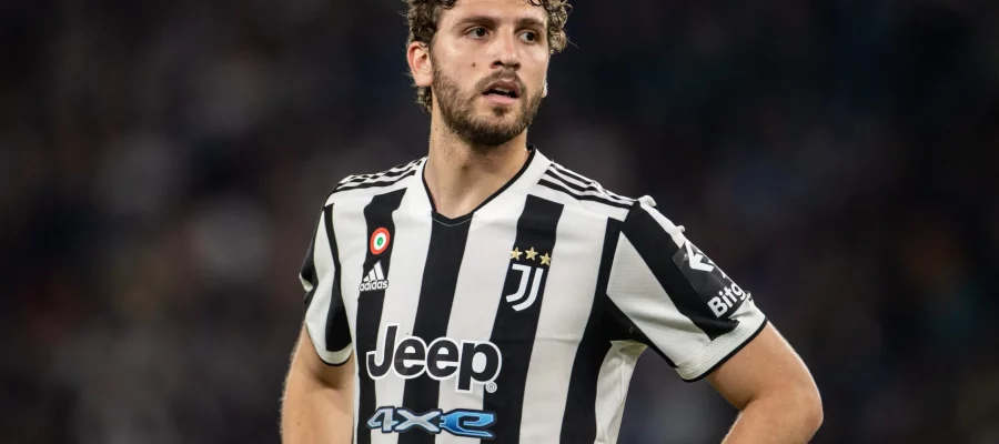 Juventus have ambitious plans for their midfield and one of their staples, Manuel Locatelli, could be one further casualty.