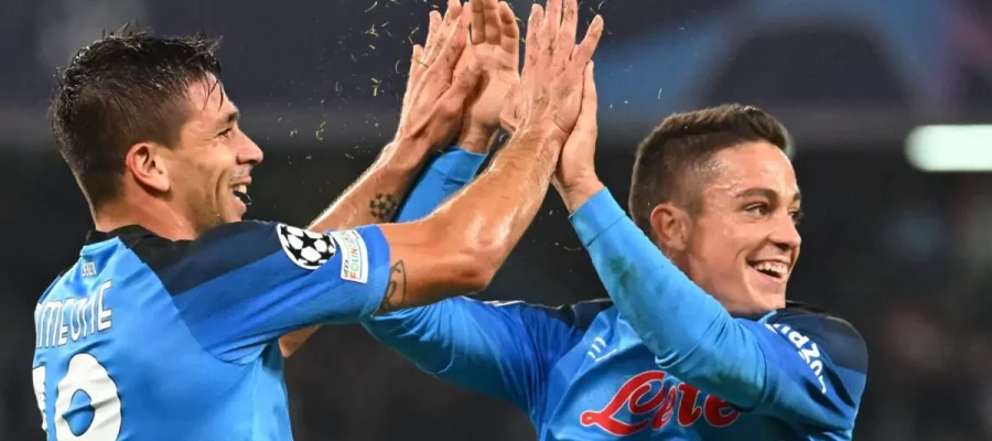 Juventus have shortlisted a pair of Napoli strikers, Giovanni Simeone and Giacomo Raspadori, as they might need a new deputy later on.