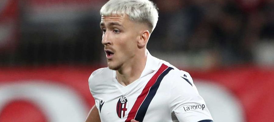 Milan are attempting to offload a few outcasts in addition to being busy arranging new additions. Alexis Saelemaekers could be the most profitable piece.