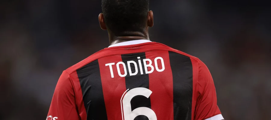 Juventus have shifted their attention to Jean-Clair Todibo after missing out on Riccardo Calafiori and prefer him over Jakub Kiwior.