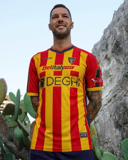 Lecce kit 24-25 