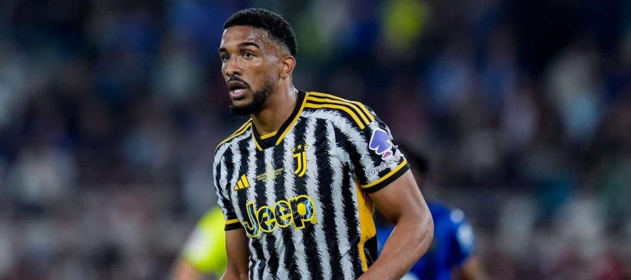 Gleison Bremer just added a year to his Juventus contract, which now lasts until 2029, quashing the rumors about his possible exit this summer.