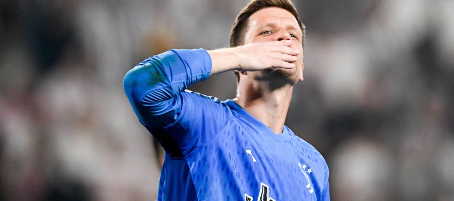 Juventus made their choice about Wojciech Szczesny early in the summer, but they have struggled to find a new club for him afterward.