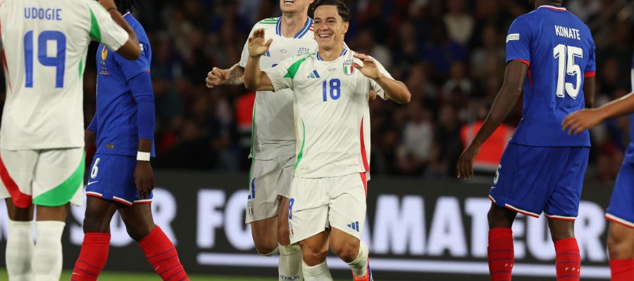 Italy put themselves on track after a dreadful start and caught a sounding, unexpected win over France at the Parc des Princes in the Nations League opener