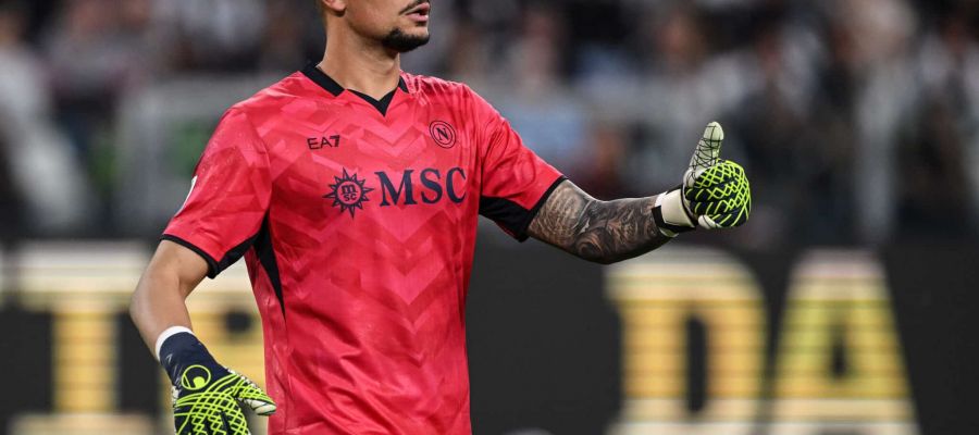 Elia Caprile will have the chance to prove his worth in the coming matches as Alex Meret will be sidelined for a while due to a thigh injury. The Napoli starter picked up a grade two muscular distraction of the left adductor longus.