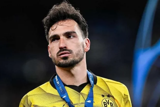 After a lull in the talks that led to some pessimism, Roma and Mats Hummels resumed negotiating and reached an agreement.