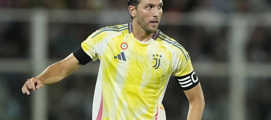 Manuel Locatelli has been rejuvenated by Thiago Motta after a few lackluster seasons and claimed that Juventus were ready for a serious title bid.