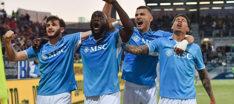 Antonio Conte had asked his lads for continuity and got it after the break, as Napoli romped Cagliari thanks to a second-half surge.