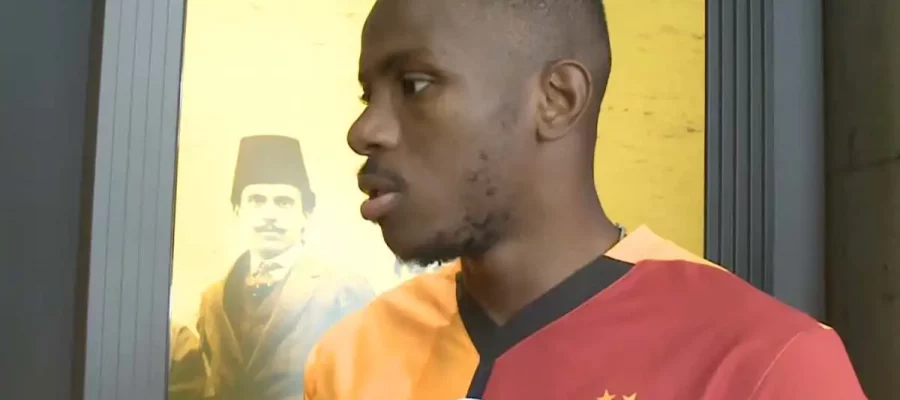 Galatasaray formally announced the acquisition of Victor Osimhen on Wednesday, stating he’d make €6M in the ongoing season.