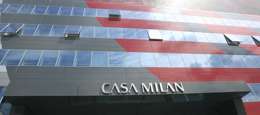 Milan closed their 2023/2024 balance in the black for the second straight season, by €4,1M this time. They recorded their highest-ever revenue: 456,9M.