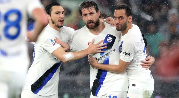 Like Milan, Inter also finalized their balance sheets on Monday, which disclosed that two players, Francesco Acerbi and Matteo Darmian re-upped with them.