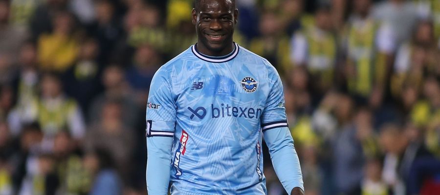 Mario Balotelli won’t sign for Torino, which will wait until January to replace Duvan Zapata, but is instead close to Genoa.