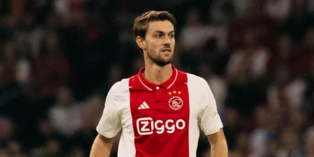 Juventus would have a readymade solution to replace Gleison Bremer, Daniele Rugani, who’s on loan at Ajax with no strings attached.