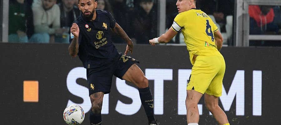 Juventus director Cristiano Giuntoli took advantage of the trip to England to conduct some business, dangling Douglas Luiz and Nicolò Fagioli.