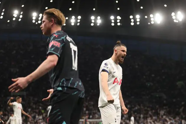 Radu Dragusin has been linked to Juventus and Napoli, which are both seeking a defender, but he won’t leave Tottenham midseason