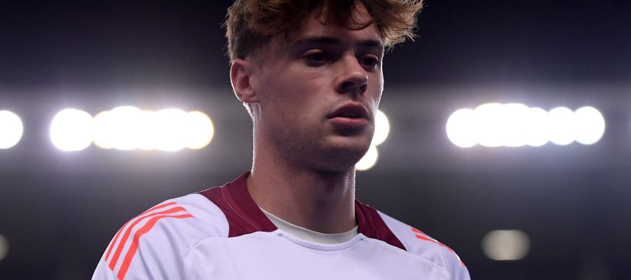 Ivan Juric will have a couple more chances to save his Roma job. In the meantime, the management is preparing for a busy January.