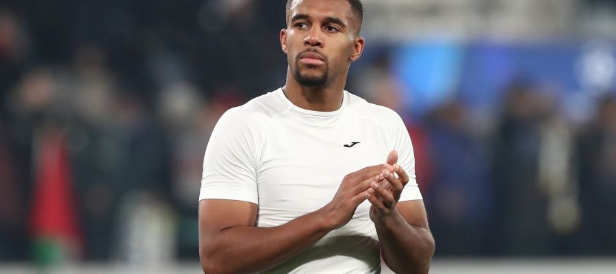 Francesco Acerbi will continue to miss time with his thigh injury, prompting Inter to give more thought to the idea of adding a center-back in January.