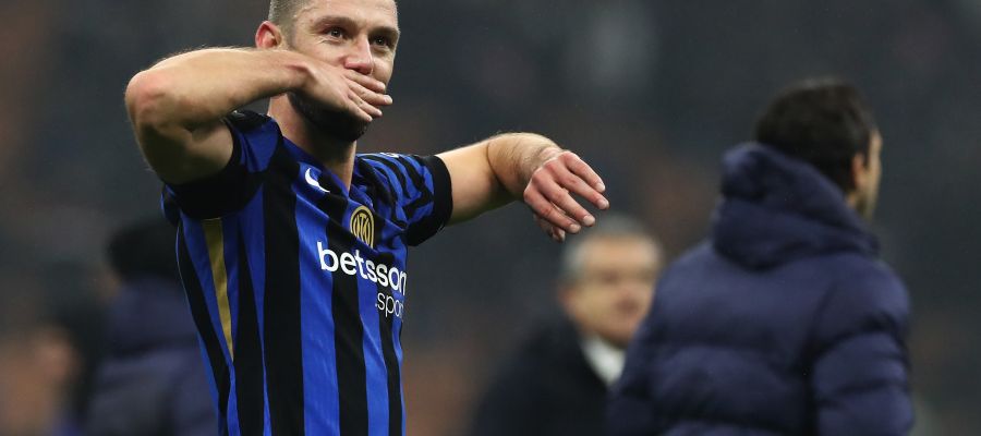 Stefan De Vrij has benefitted from Francesco Acerbi’s injury woes to play a lot more consistently than in the past campaign.
