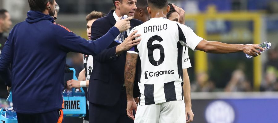 Juventus director Cristiano Giuntoli is sure Juventus will keep Francisco Conceiçao, whiel Danilo announced he won't leave in January.