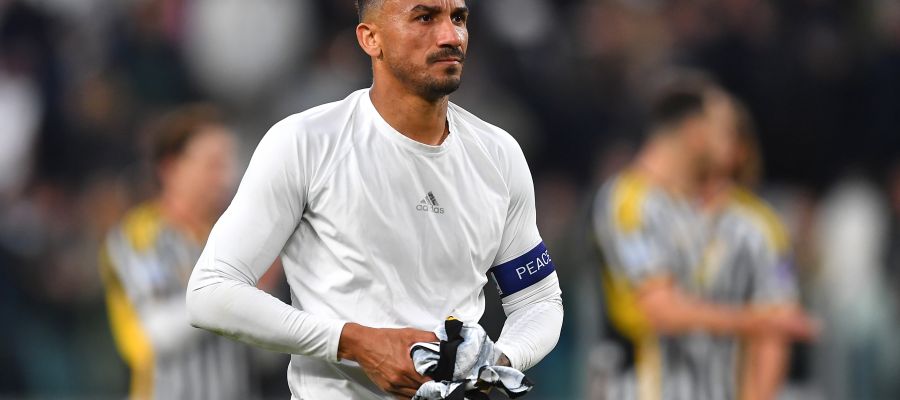 Danilo was formally introduced by Flamengo on Thursday and looked back at his spell with Juventus and his tumultuous departure.