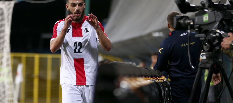 The Juventus officials have often stated that they’d wait for Arkadiusz Milik but they continue to get linked to new options like Georges Mikautadze.