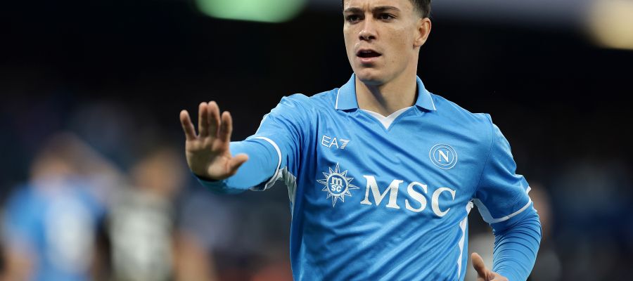 Giacomo Raspadori has been linked to a few sides ahead of the January window due to his sparse playing time, but he could stay after sinking Venezia.